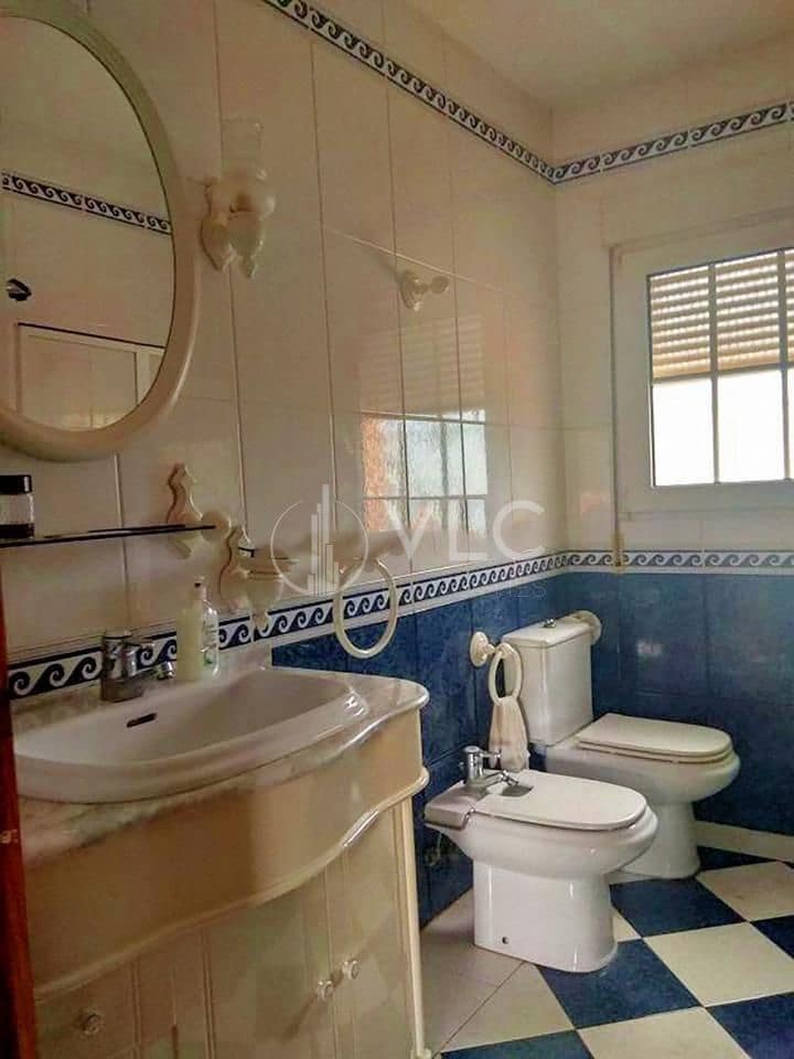 9 soveværelse Villa til salg i Picassent med swimmingpool garage - € 750.000 (Ref: 8518879)