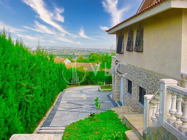 9 slaapkamer Villa te koop in Picassent met zwembad garage - € 750.000 (Ref: 8518879)