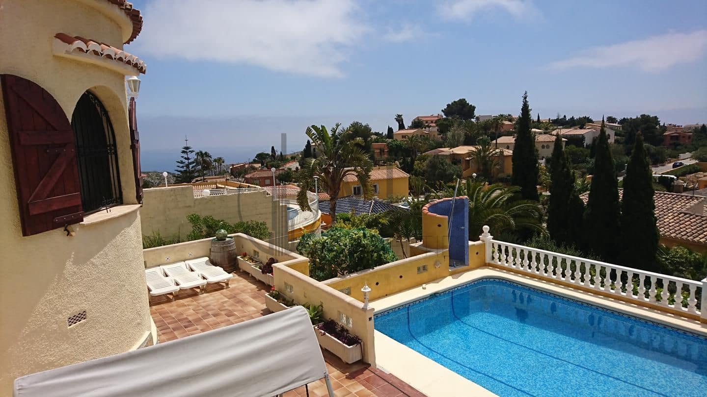 5 soveværelse Villa til salg i Benitachell / Benitatxell med swimmingpool garage - € 585.000 (Ref: 8607971)