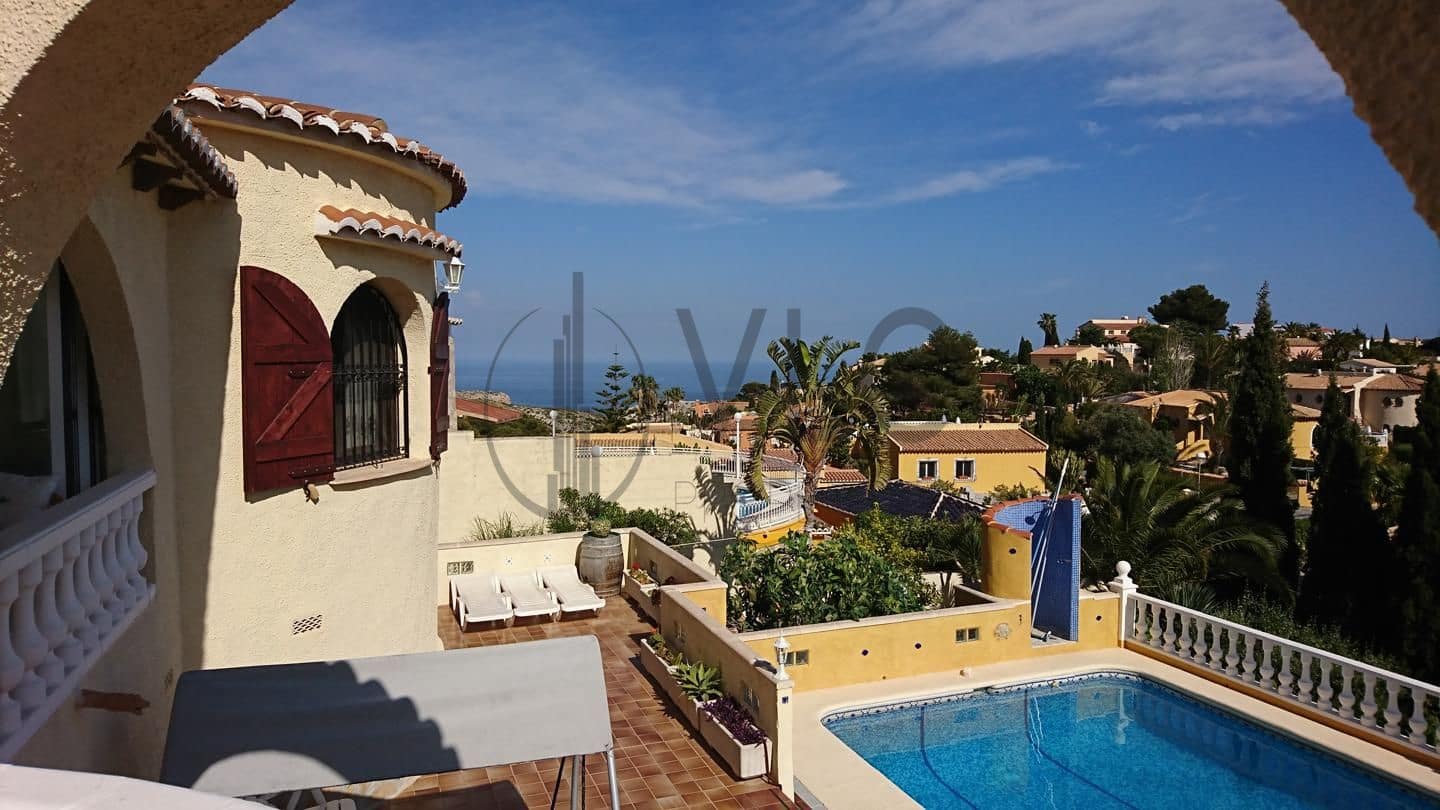 5 soveværelse Villa til salg i Benitachell / Benitatxell med swimmingpool garage - € 585.000 (Ref: 8607971)