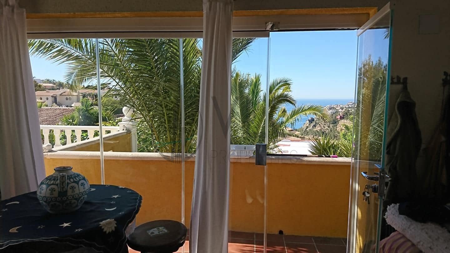 5 soveværelse Villa til salg i Benitachell / Benitatxell med swimmingpool garage - € 585.000 (Ref: 8607971)