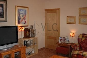 5 soveværelse Villa til salg i Montserrat med swimmingpool garage - € 259.000 (Ref: 8910245)