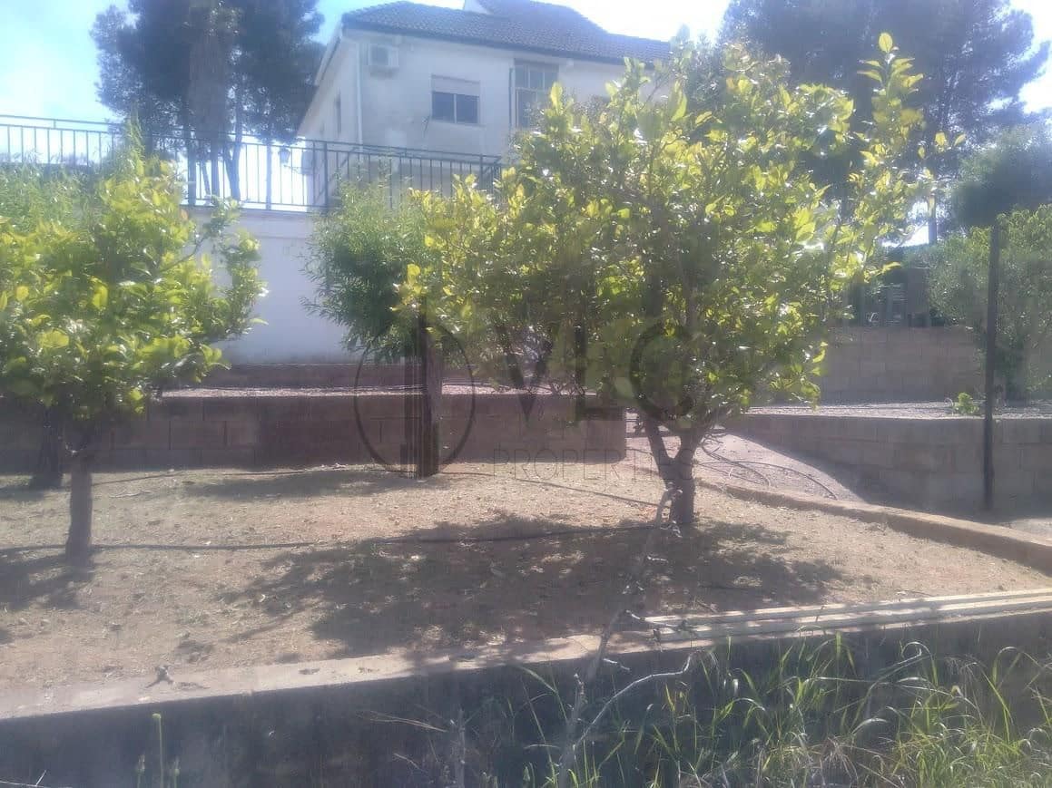 5 soveværelse Villa til salg i Montserrat med swimmingpool garage - € 259.000 (Ref: 8910245)