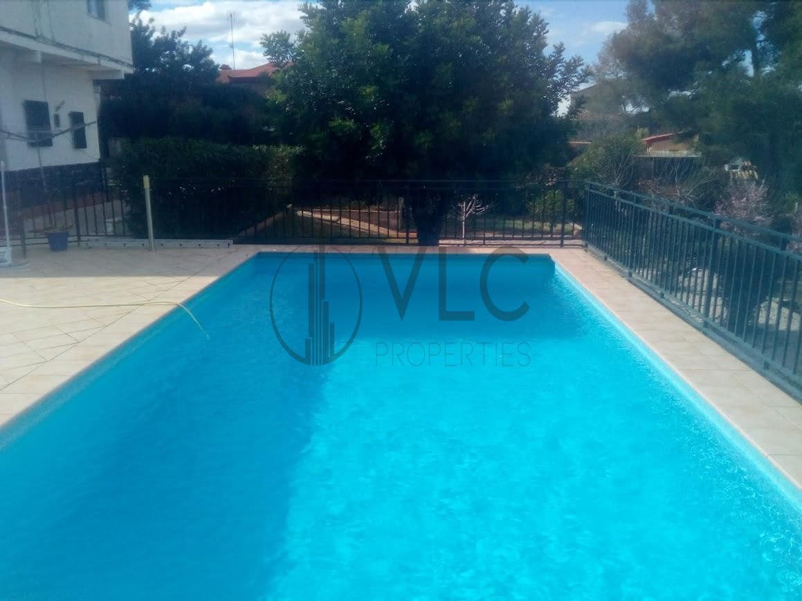 5 soveværelse Villa til salg i Montserrat med swimmingpool garage - € 259.000 (Ref: 8910245)