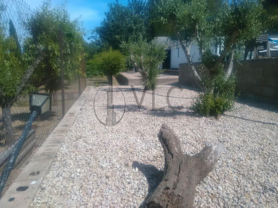 5 soveværelse Villa til salg i Montserrat med swimmingpool garage - € 259.000 (Ref: 8910245)