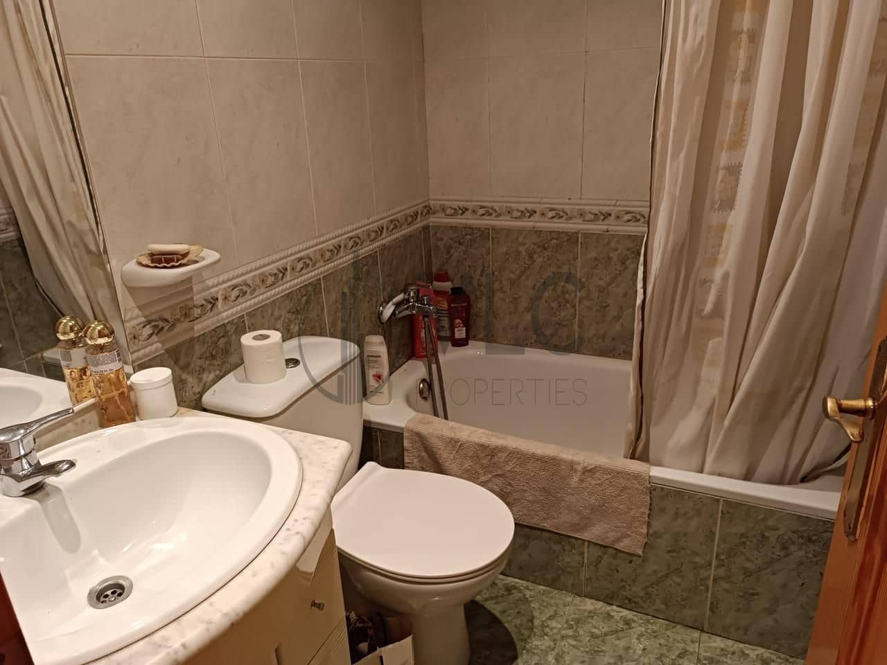 4 makuuhuone Asunto myytävänä paikassa Piles mukana 
autotalli - 169 000 € (Ref: 8959762)