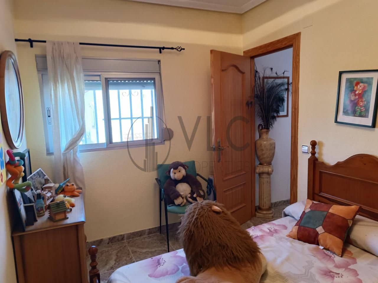 7 soveværelse Villa til salg i Montroy med swimmingpool garage - € 295.000 (Ref: 9022009)