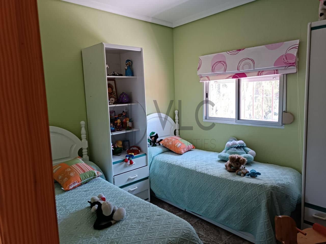 7 soveværelse Villa til salg i Montroy med swimmingpool garage - € 295.000 (Ref: 9022009)