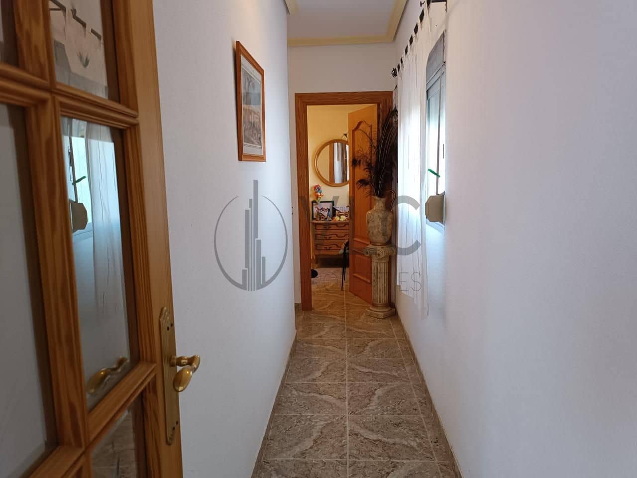 7 soveværelse Villa til salg i Montroy med swimmingpool garage - € 295.000 (Ref: 9022009)