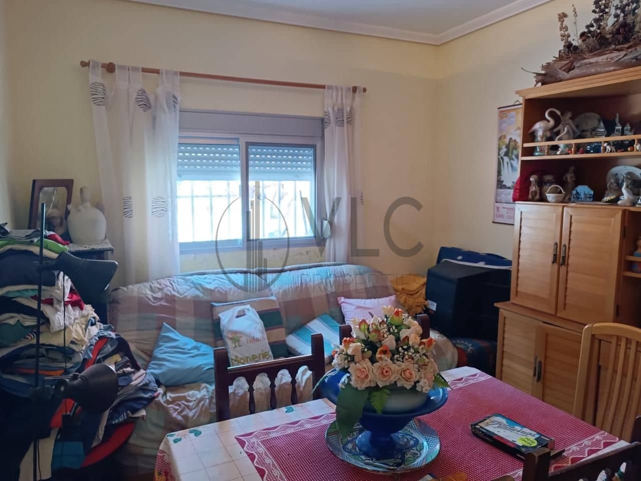 7 soveværelse Villa til salg i Montroy med swimmingpool garage - € 295.000 (Ref: 9022009)