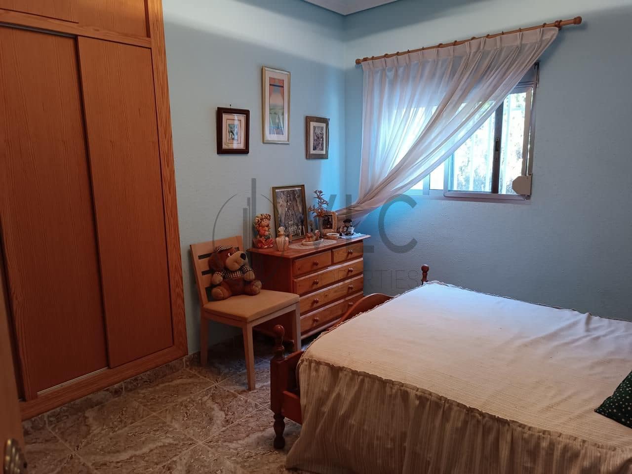 7 soveværelse Villa til salg i Montroy med swimmingpool garage - € 295.000 (Ref: 9022009)