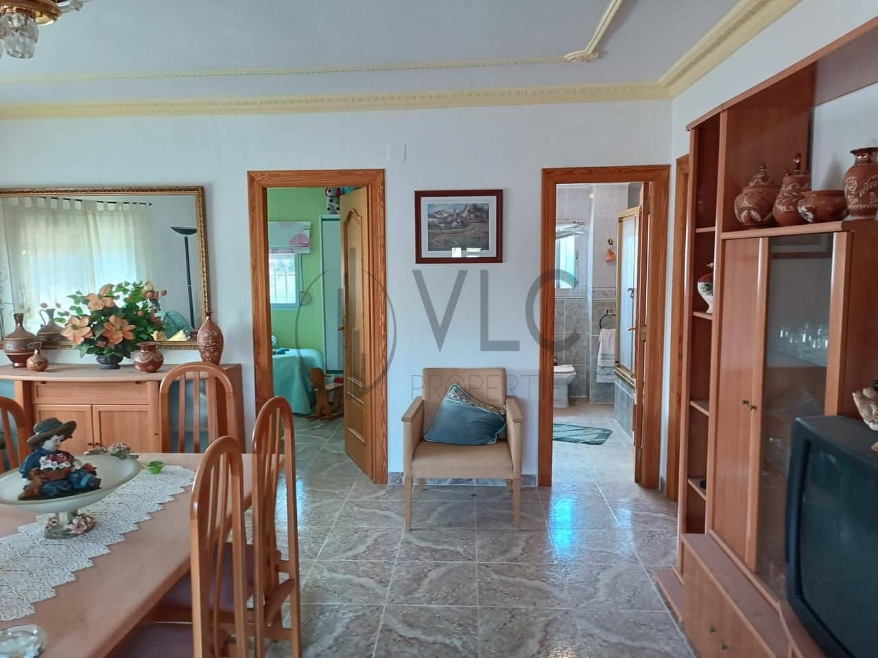 7 soveværelse Villa til salg i Montroy med swimmingpool garage - € 295.000 (Ref: 9022009)