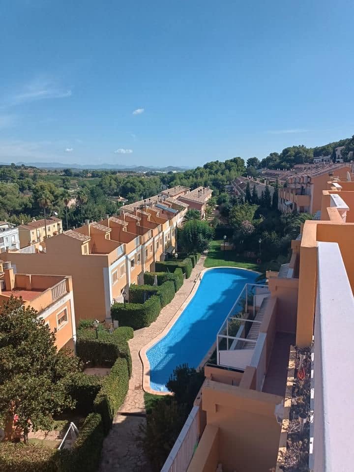 3 soverom Villa til salgs i Chiva med svømmebasseng garasje - € 299 500 (Ref: 9235963)