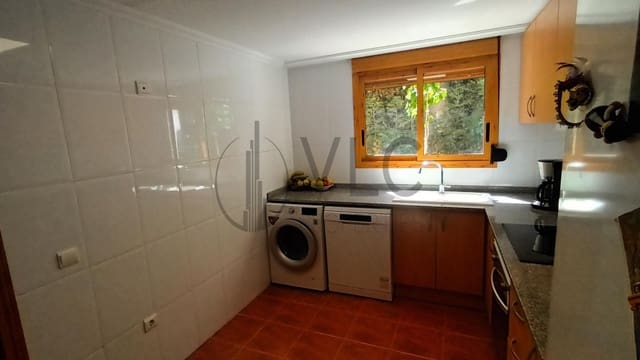 3 quarto Moradia para venda em Chiva com piscina garagem - 299 500 € (Ref: 9235963)