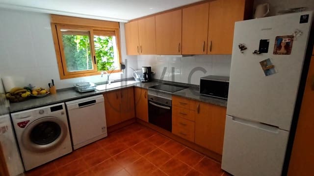 3 quarto Moradia para venda em Chiva com piscina garagem - 299 500 € (Ref: 9235963)