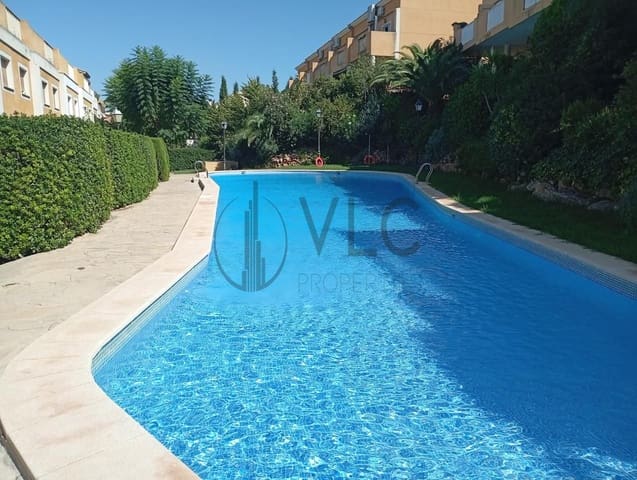 3 quarto Moradia para venda em Chiva com piscina garagem - 299 500 € (Ref: 9235963)