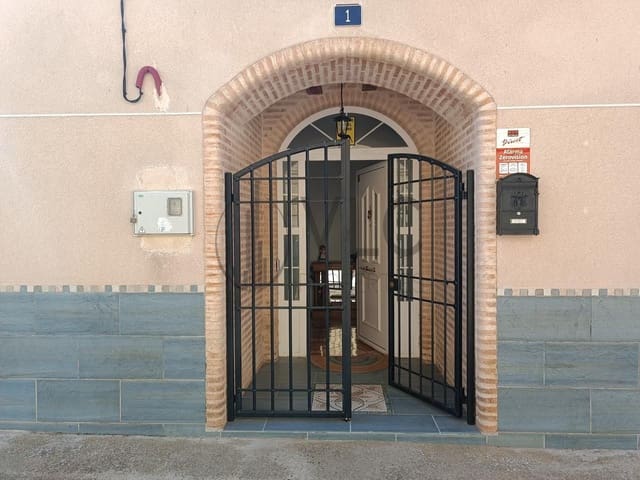 5 bedroom Villa for sale in Balsa de Ves - € 299,000 (Ref: 9290008)