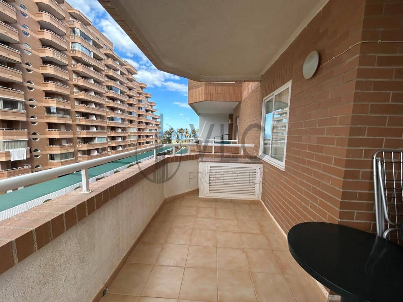 3 bedroom Flat for sale in Oropesa  - € 258,000 (Ref: 9610171)