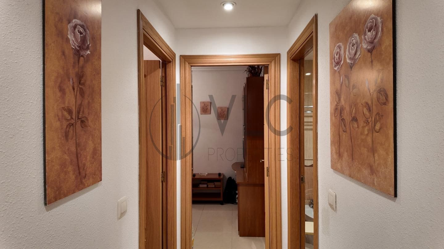 3 bedroom Flat for sale in Oropesa  - € 258,000 (Ref: 9610171)