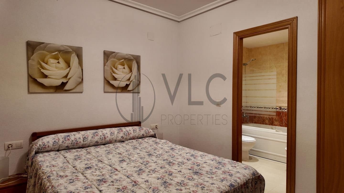 3 bedroom Flat for sale in Oropesa  - € 258,000 (Ref: 9610171)