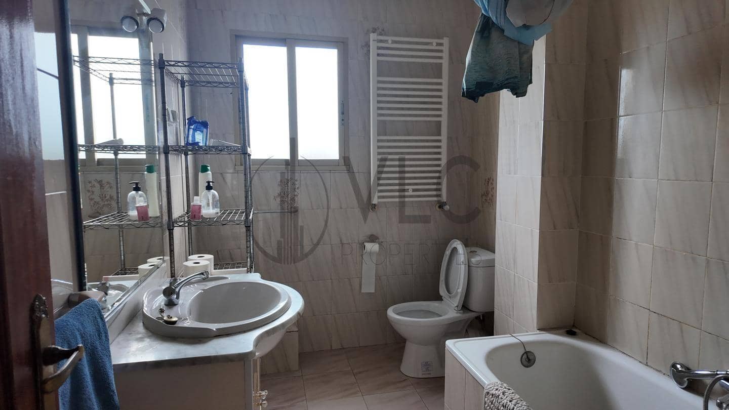 5 camera da letto Villa in vendita in Montserrat con piscina garage - 239.000 € (Rif: 9619490)