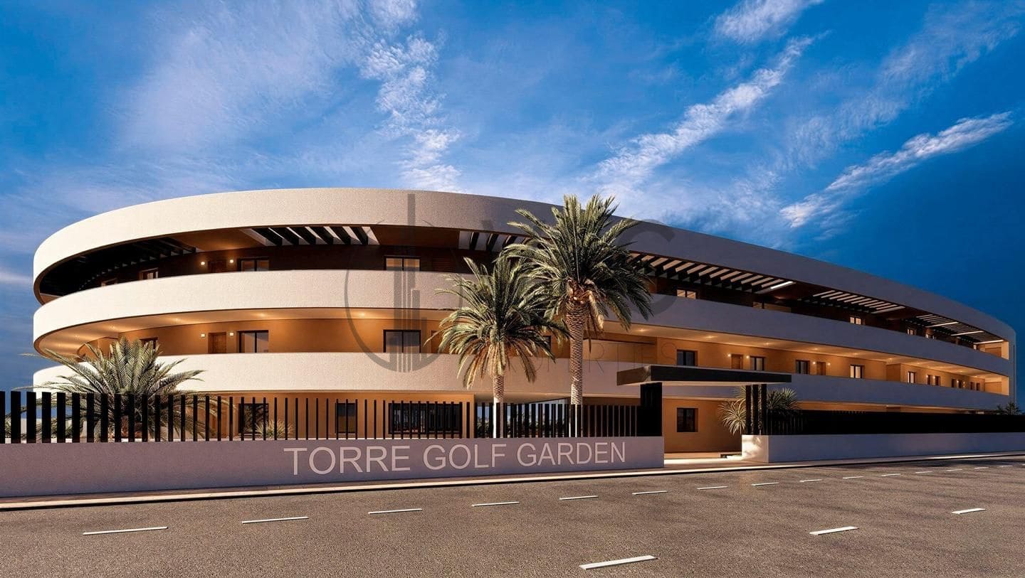 2 makuuhuone Asunto myytävänä paikassa Los Alcazares mukana uima-altaan 
autotalli - 292 900 € (Ref: 9757839)