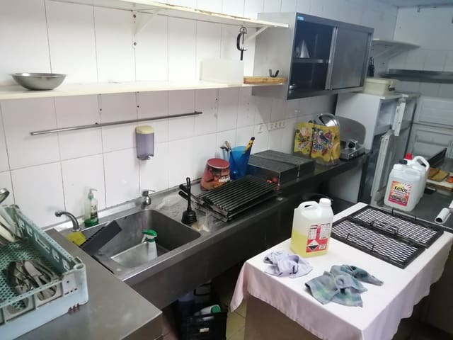 2 Zimmer Villa zu verkaufen in La Nucia mit Pool Garage - 480.000 € (Ref: 7224075)