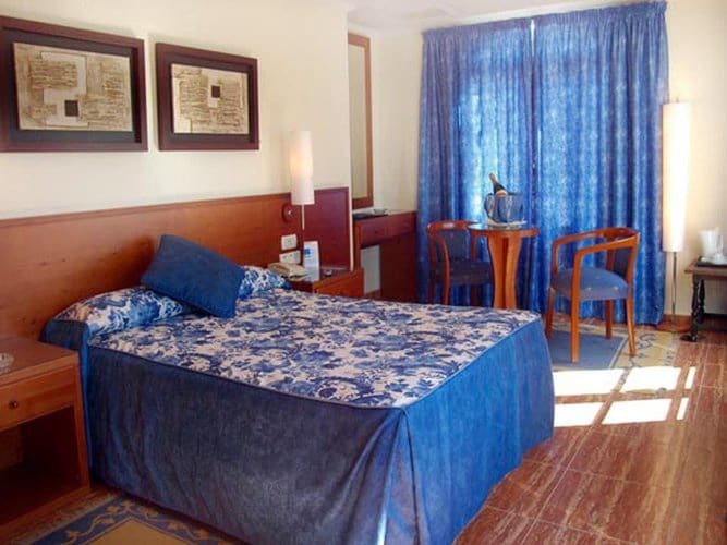 50 quarto Comercial para venda em Torrevieja com piscina - 6 000 000 € (Ref: 7904502)