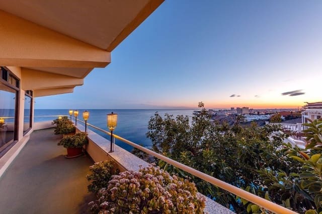 50 quarto Comercial para venda em Torrevieja com piscina - 6 000 000 € (Ref: 7904502)