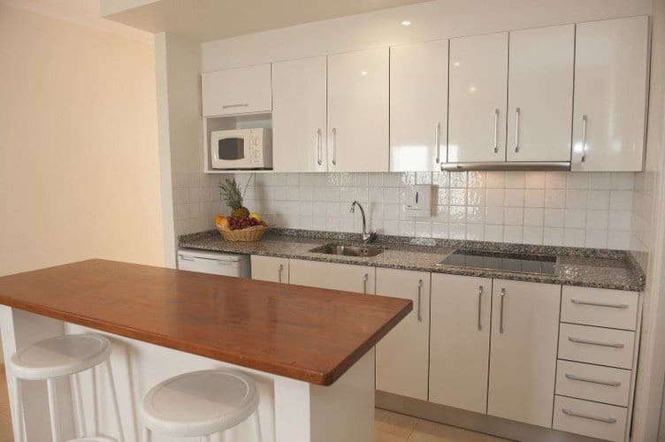 28 sypialnia Komercyjne na sprzedaż w Torrevieja z basenem - 4 500 000 € (Ref: 7904503)