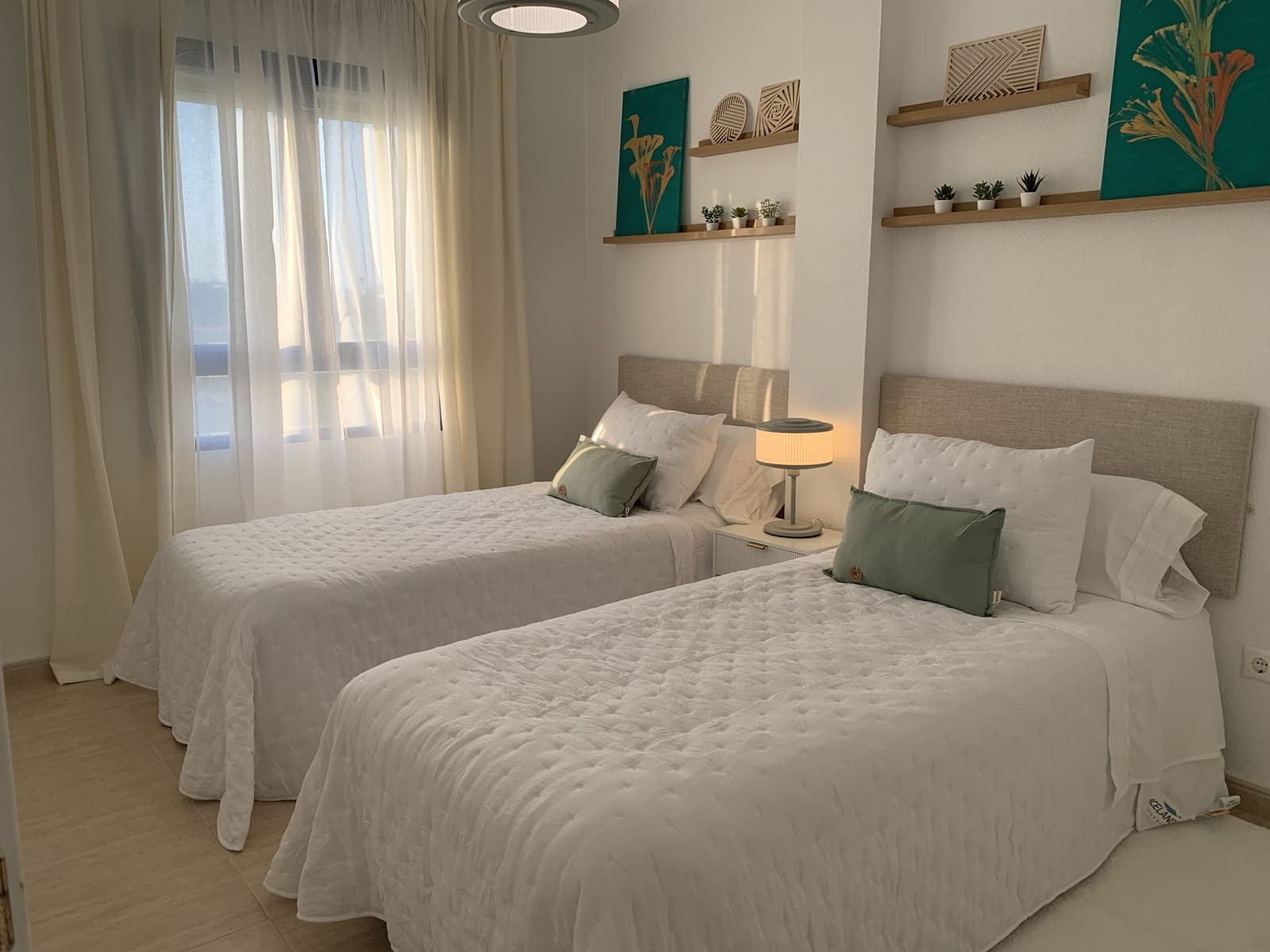 3 soveværelse Lejlighed til salg i Dehesa de Campoamor med swimmingpool - € 220.000 (Ref: 9131805)