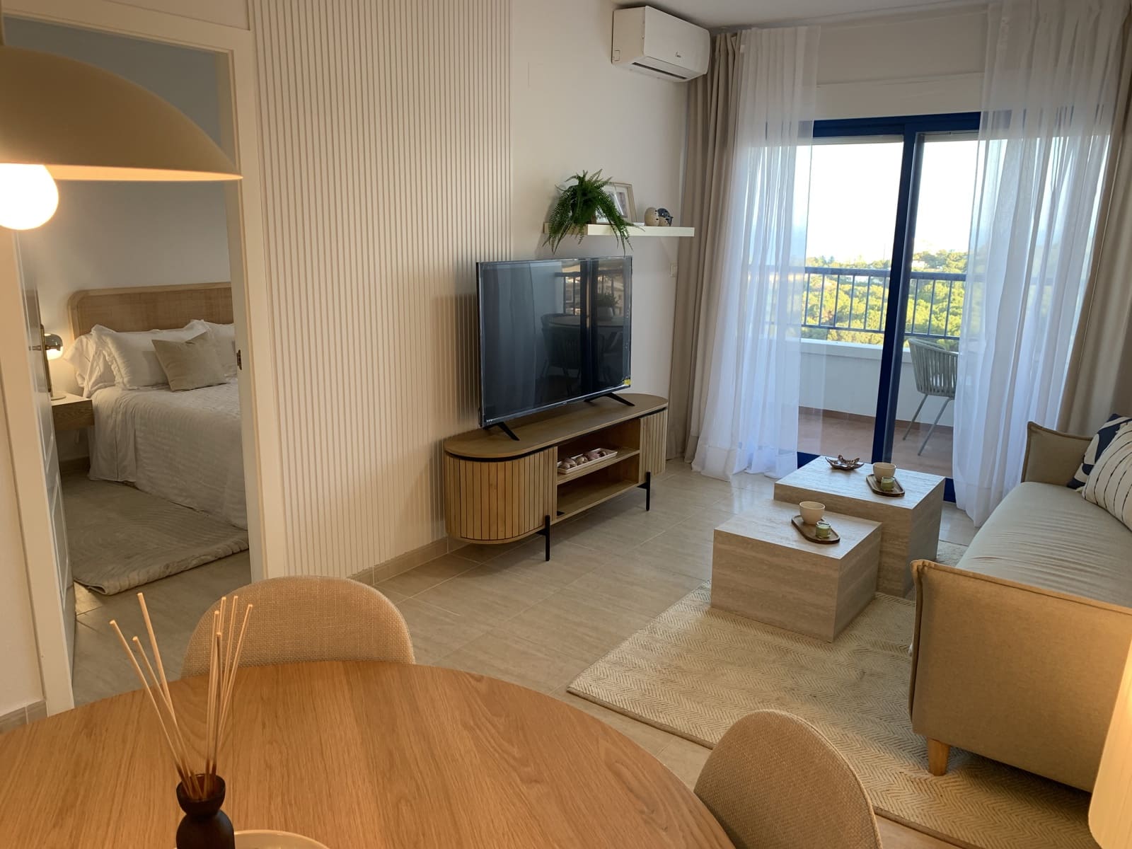 3 soveværelse Lejlighed til salg i Dehesa de Campoamor med swimmingpool - € 220.000 (Ref: 9131805)