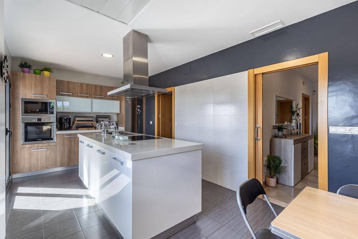 5 sypialnia Willa na sprzedaż w Alhendin z garażem - 439 000 € (Ref: 10041194)