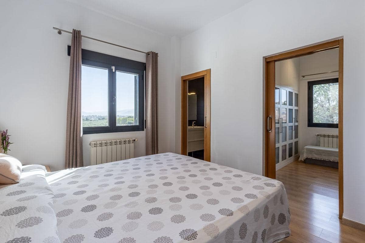 5 sypialnia Willa na sprzedaż w Alhendin z garażem - 439 000 € (Ref: 10041194)
