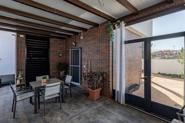 5 sypialnia Willa na sprzedaż w Alhendín z garażem - 439 000 € (Ref: 10041194)