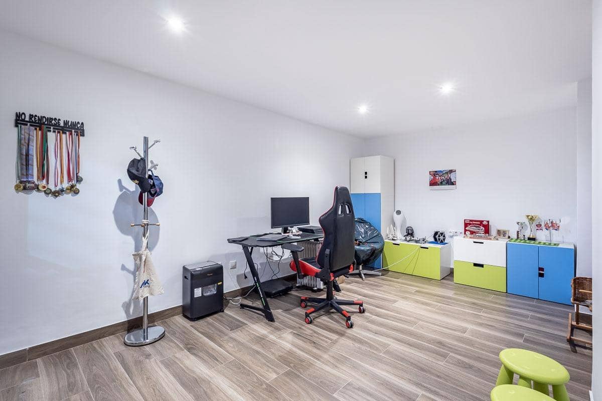 5 sypialnia Willa na sprzedaż w Alhendin z garażem - 439 000 € (Ref: 10041194)