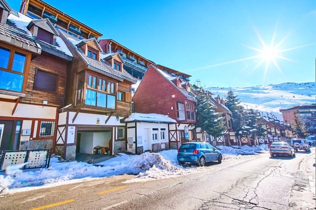Adosado de 3 habitaciones en Sierra Nevada, Monachil en venta - 510.000 € (Ref: 10041197)