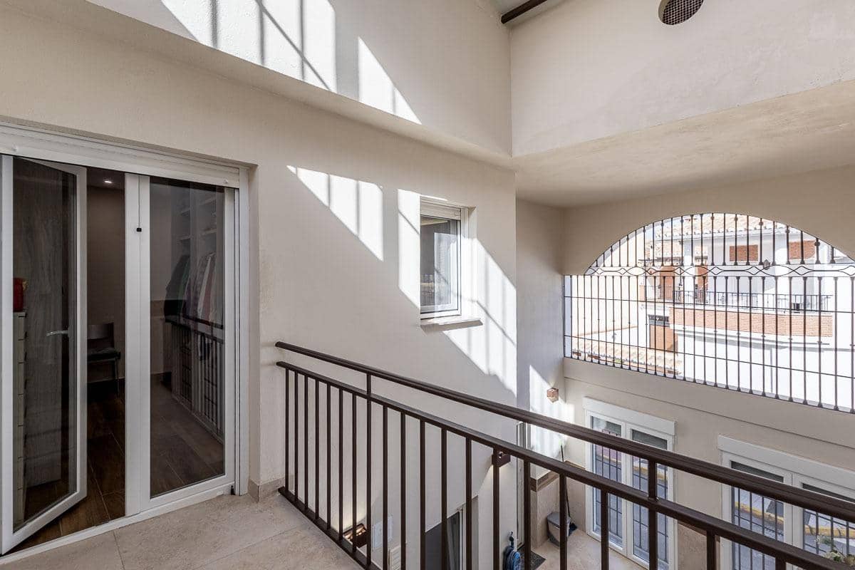 4 camera da letto Casa in vendita in Peligros con garage - 349.000 € (Rif: 10041201)