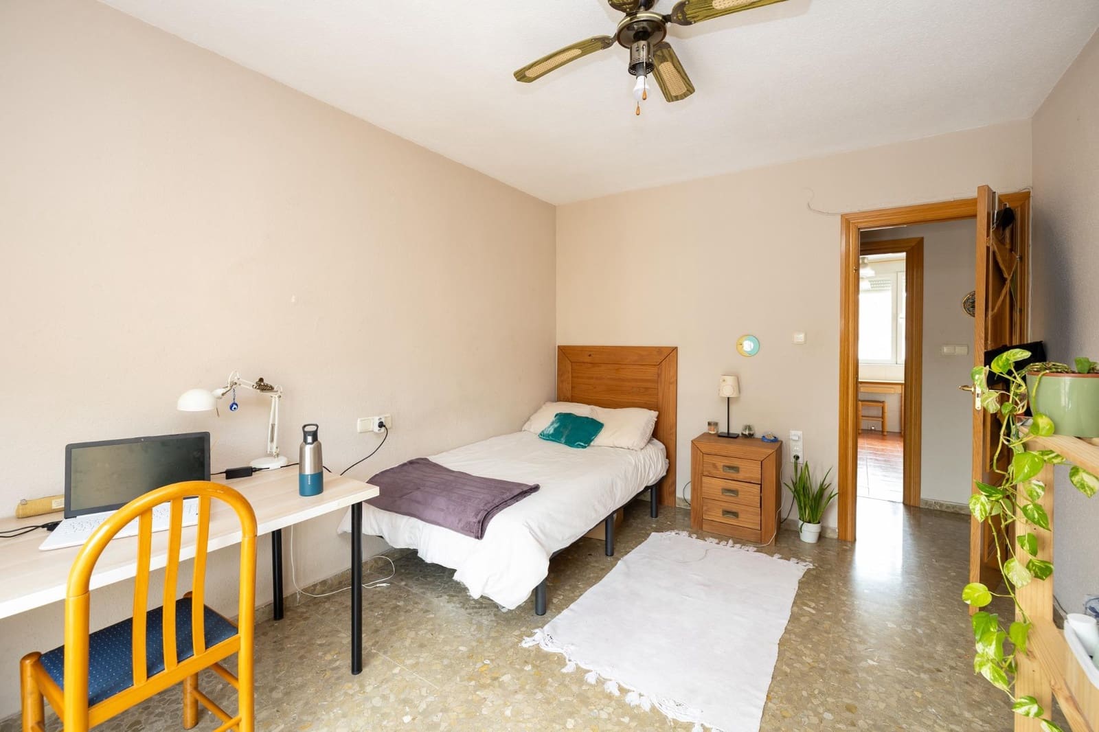 3 Zimmer Wohnung zu verkaufen in Granada Stadt - 265.000 € (Ref: 10043095)