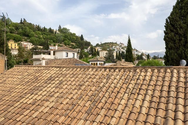 3 Zimmer Wohnung zu verkaufen in Granada Stadt - 265.000 € (Ref: 10043095)