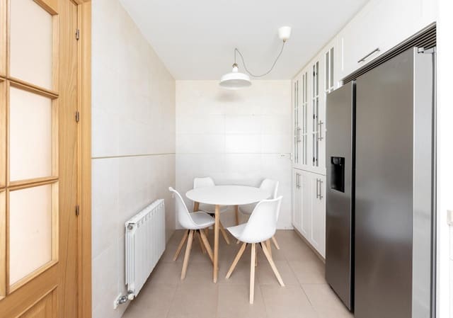 3 chambre Villa/Maison Mitoyenne à vendre à Carretera de la Sierra, Grenade ville - 390 000 € (Ref: 10043096)