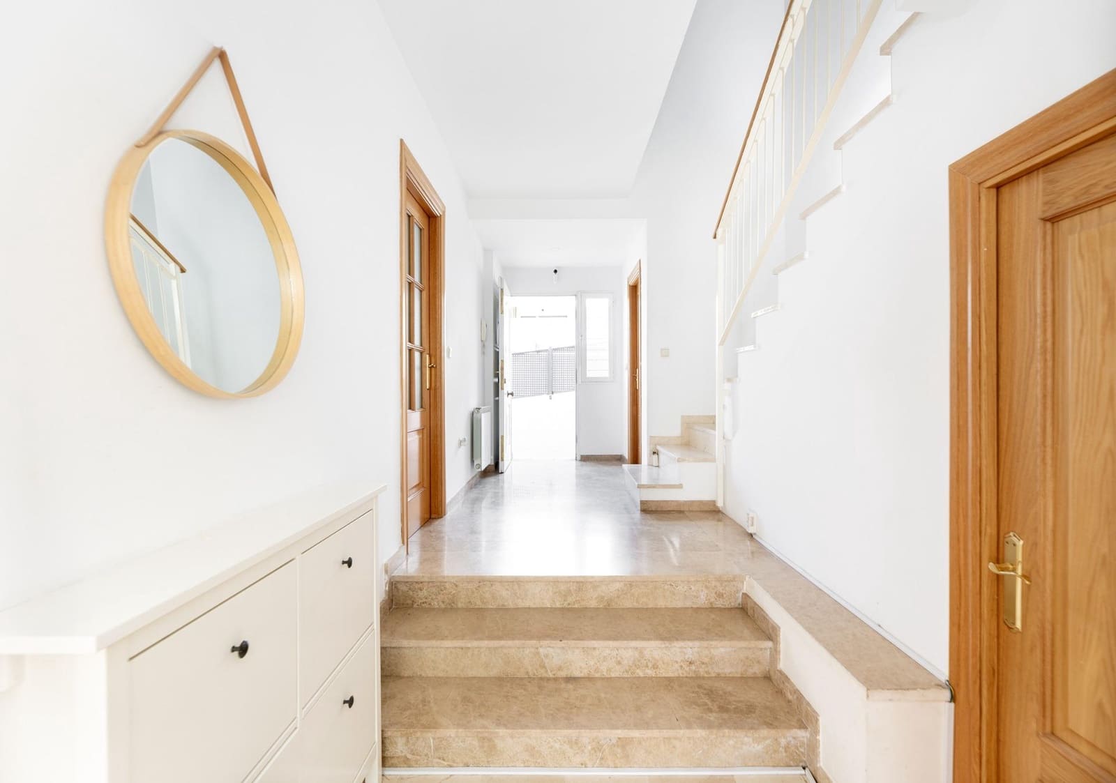3 chambre Villa/Maison Mitoyenne à vendre à Grenade ville avec piscine garage - 390 000 € (Ref: 10043096)