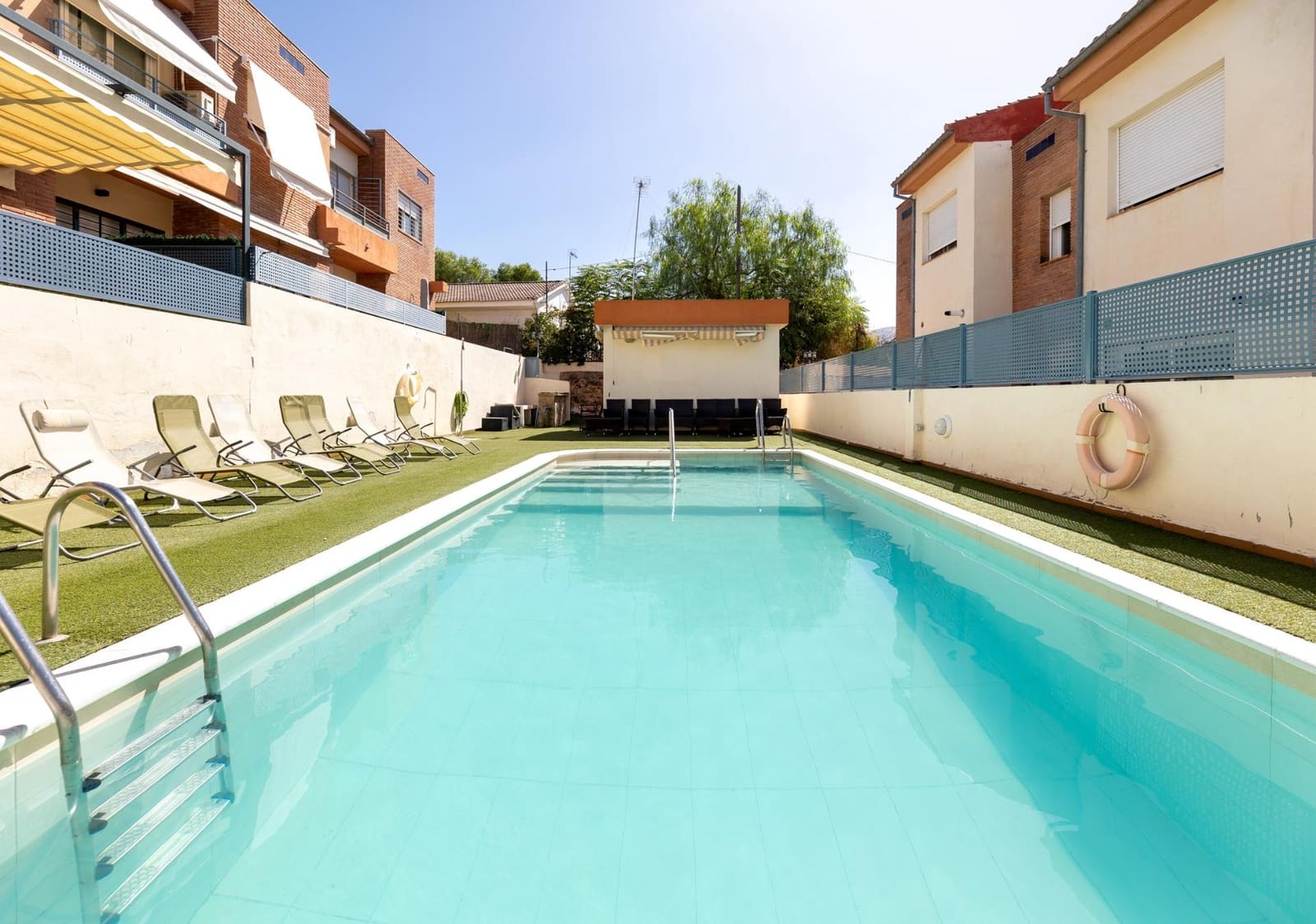 3 chambre Villa/Maison Mitoyenne à vendre à Grenade ville avec piscine garage - 390 000 € (Ref: 10043096)