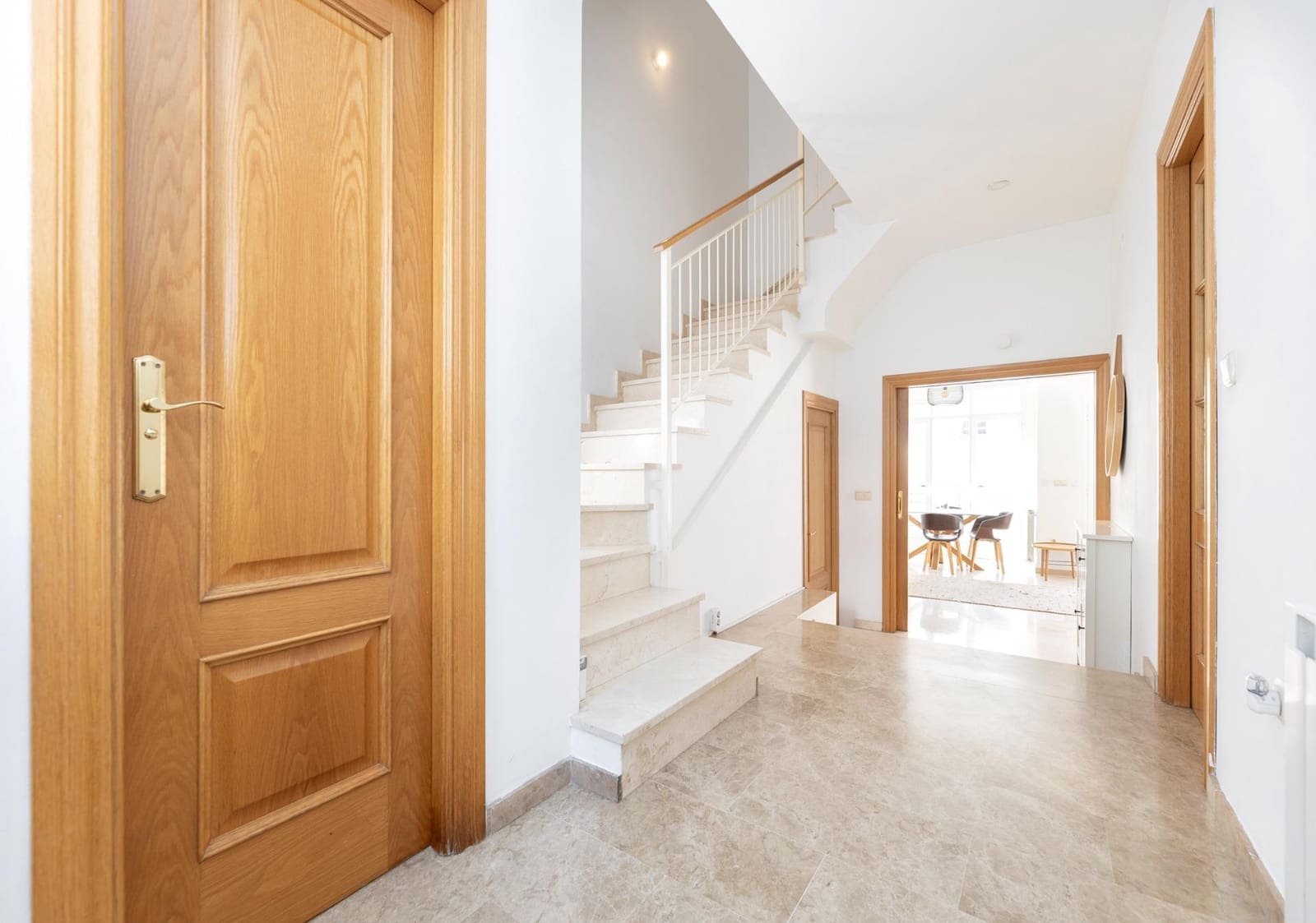 3 chambre Villa/Maison Mitoyenne à vendre à Grenade ville avec piscine garage - 390 000 € (Ref: 10043096)