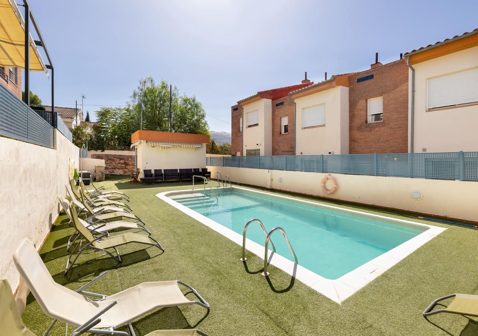 3 chambre Villa/Maison Mitoyenne à vendre à Grenade ville avec piscine garage - 390 000 € (Ref: 10043096)