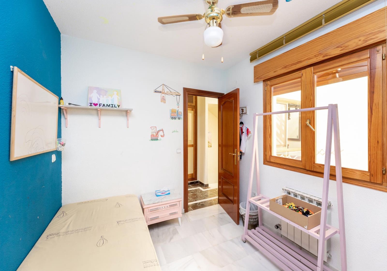 4 Zimmer Reihenhaus zu verkaufen in Cajar mit Pool - 275.000 € (Ref: 10055352)