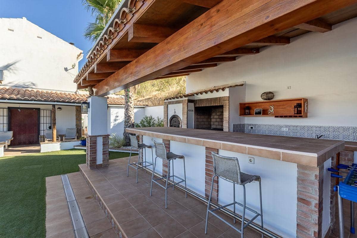 5 makuuhuone Huvila myytävänä paikassa Alhama de Granada mukana uima-altaan - 575 000 € (Ref: 10081284)