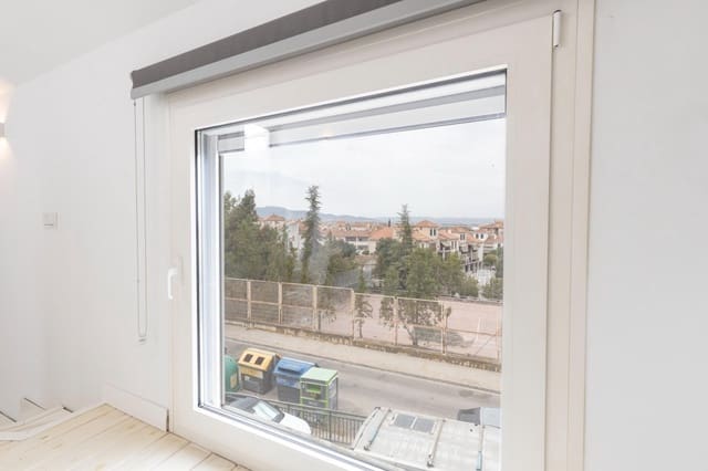 Chalet de 3 habitaciones en Granada ciudad en venta con garaje - 425.000 € (Ref: 10081287)
