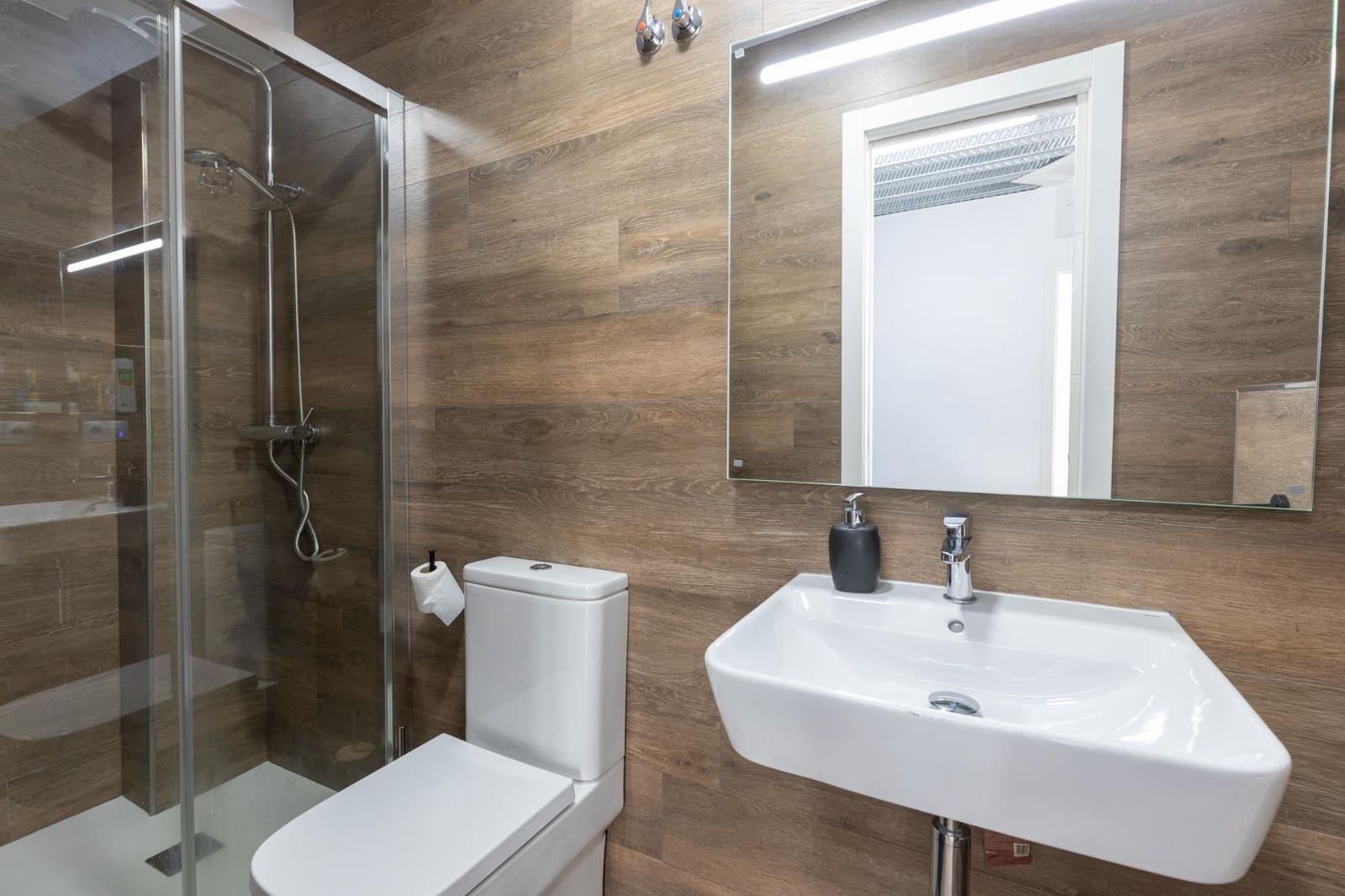 Chalet de 3 habitaciones en Granada ciudad en venta con garaje - 425.000 € (Ref: 10081287)