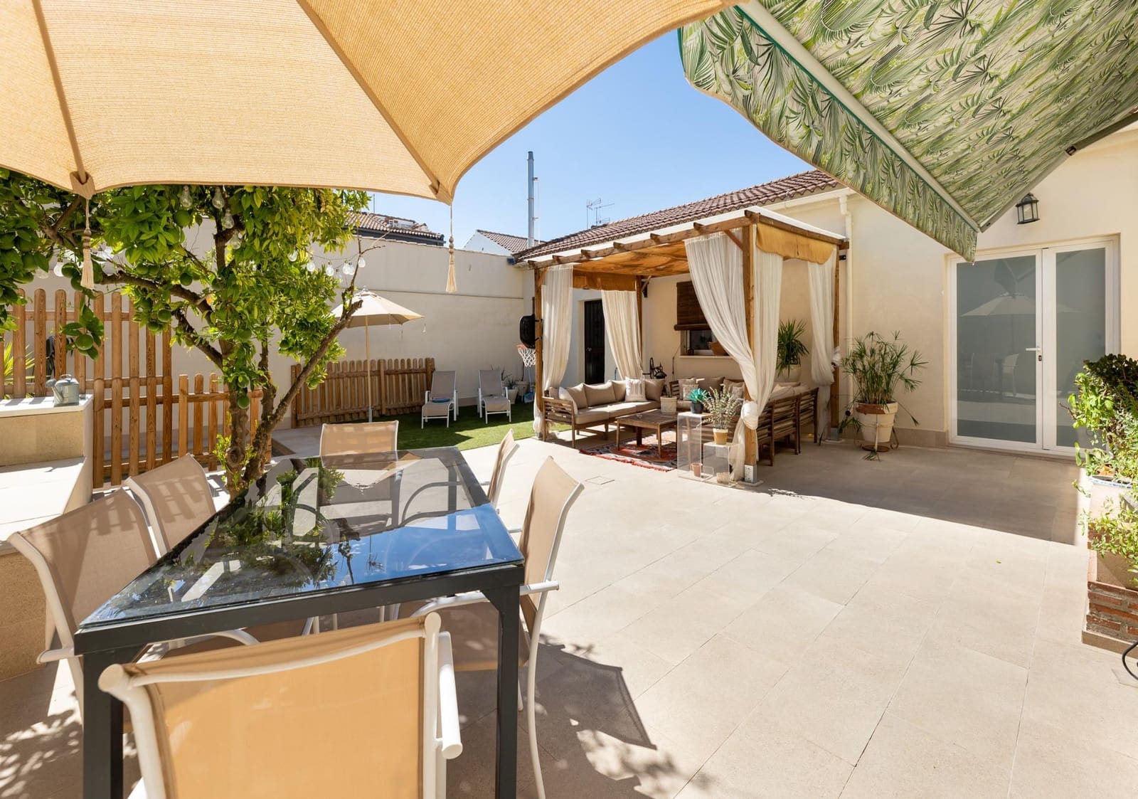 4 chambre Maison de Ville à vendre à Albolote avec garage - 350 000 € (Ref: 10081288)
